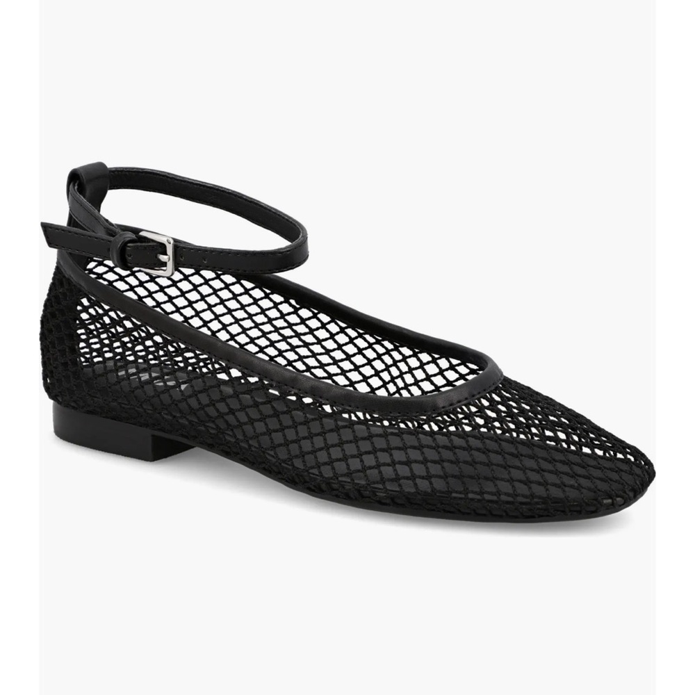 Mesh Flats by MIA
